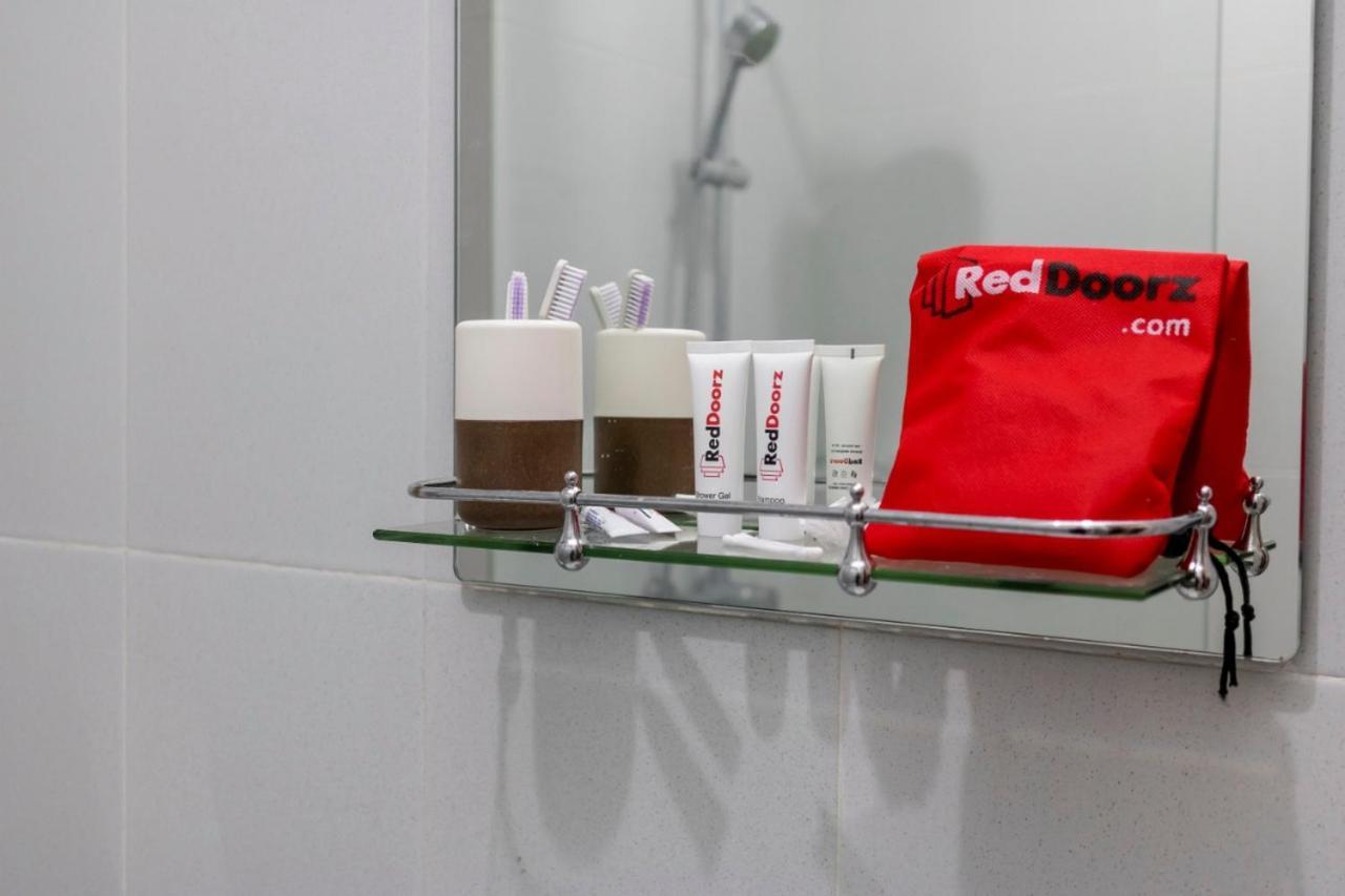 Hotel Reddoorz Near Ngurah Rai Airport Kuta Kuta (Bali)